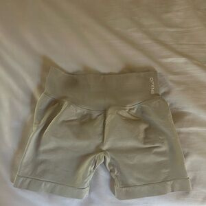 DYFNE Lunar Rock Impact Shorts (S)